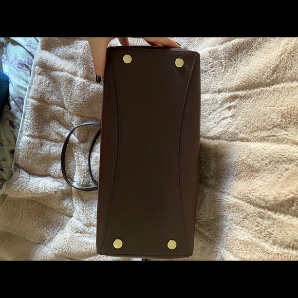 Unused Michael Kors Voyager Bag - Picture 3 of 8